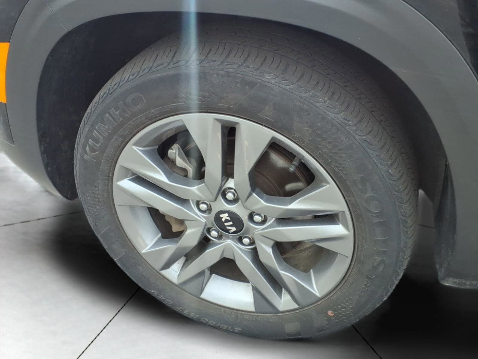 Used 2021 Kia Seltos S AWD/4WD image 20