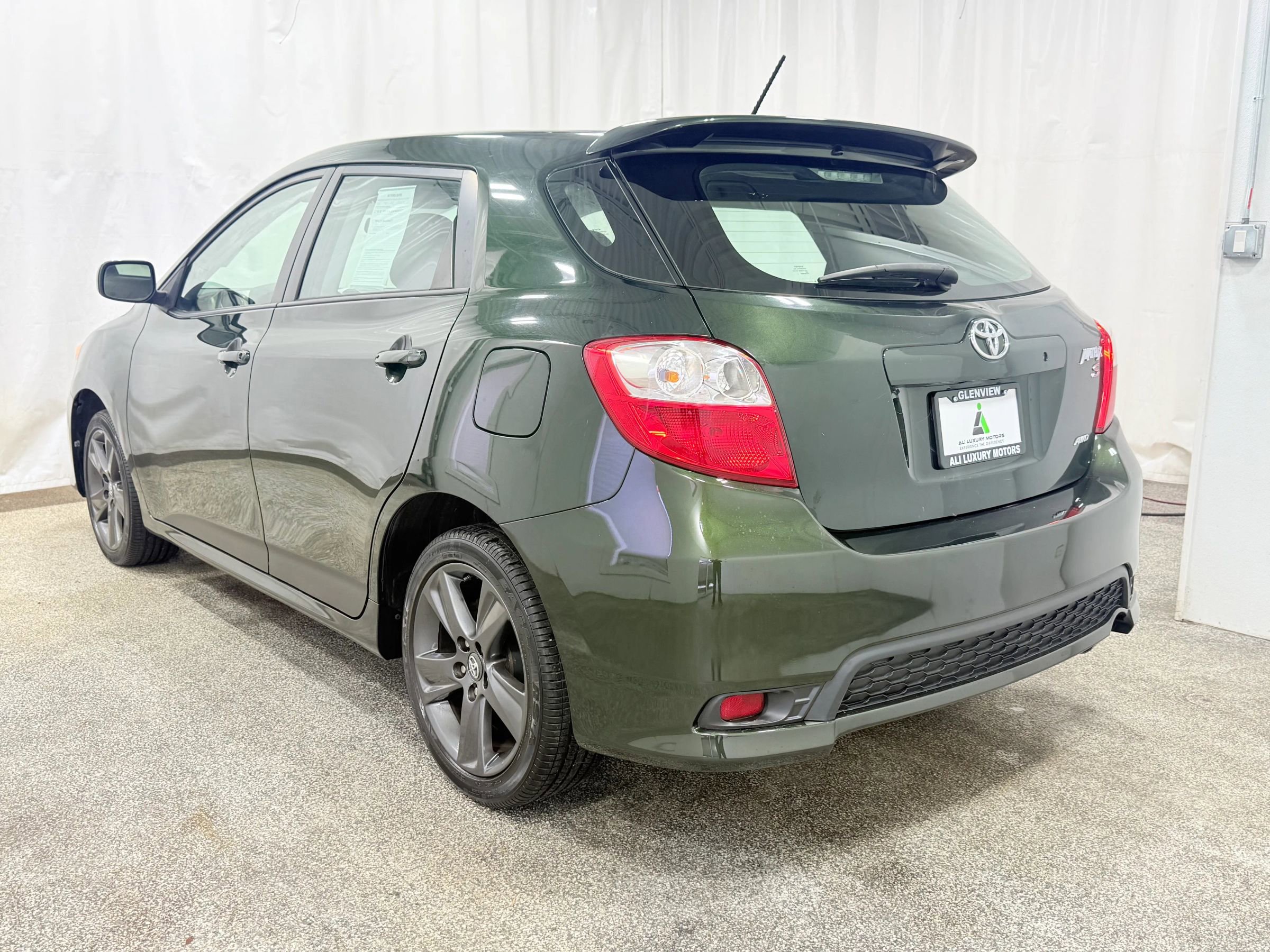 Used 2013 Toyota Matrix S w/ S Sport Pkg image 6