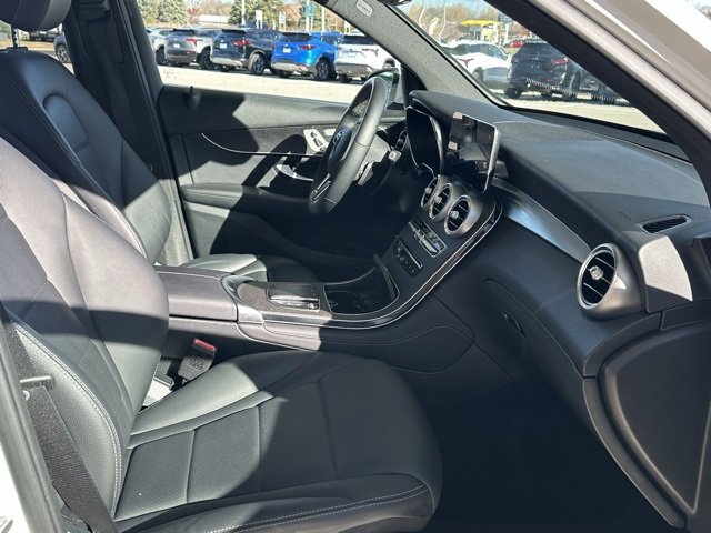 Used 2021 Mercedes-Benz GLC 300 4MATIC image 14