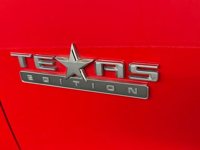 Used 2019 Chevrolet Silverado 1500 LT w/ Texas Edition image 34