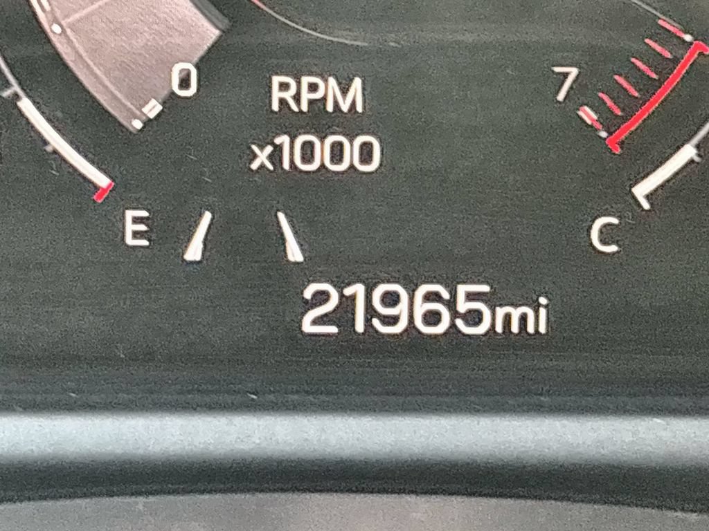 Certified 2025 GMC Acadia Elevation FWD image 12