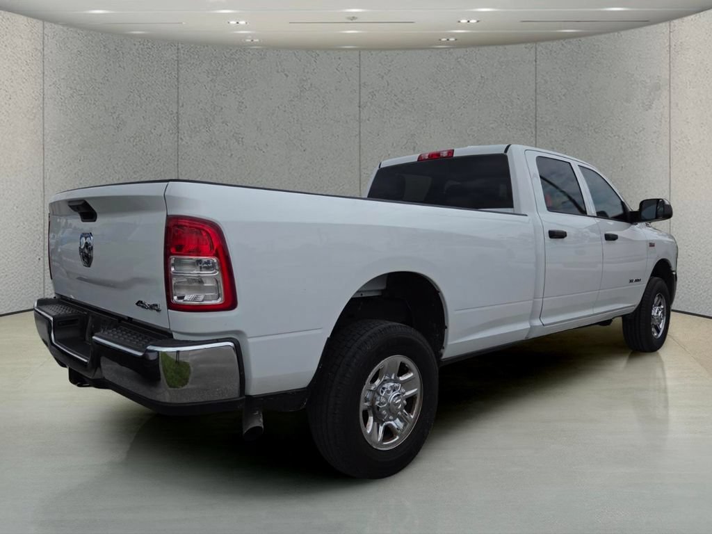 Used 2022 RAM 2500 Tradesman w/ Chrome Appearance Group AWD/4WD image 4
