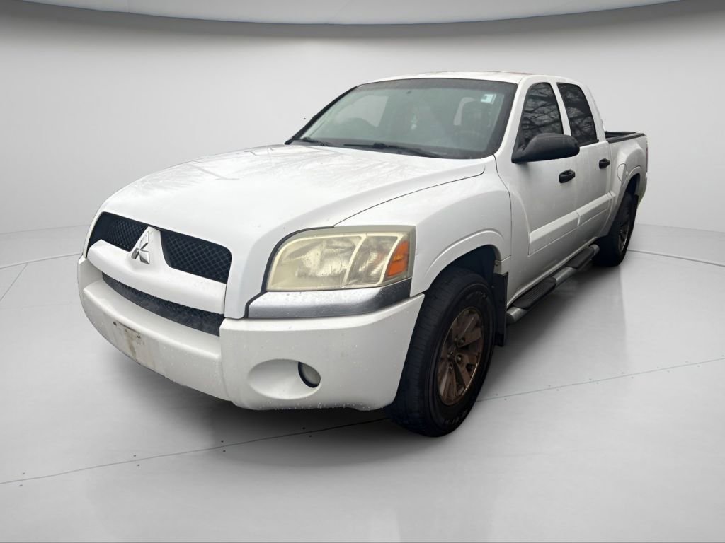Used 2007 Mitsubishi Raider LS image 5