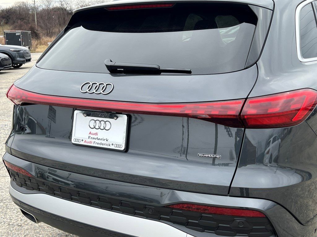 New 2025 Audi Q5 2.0T Premium Plus image 5