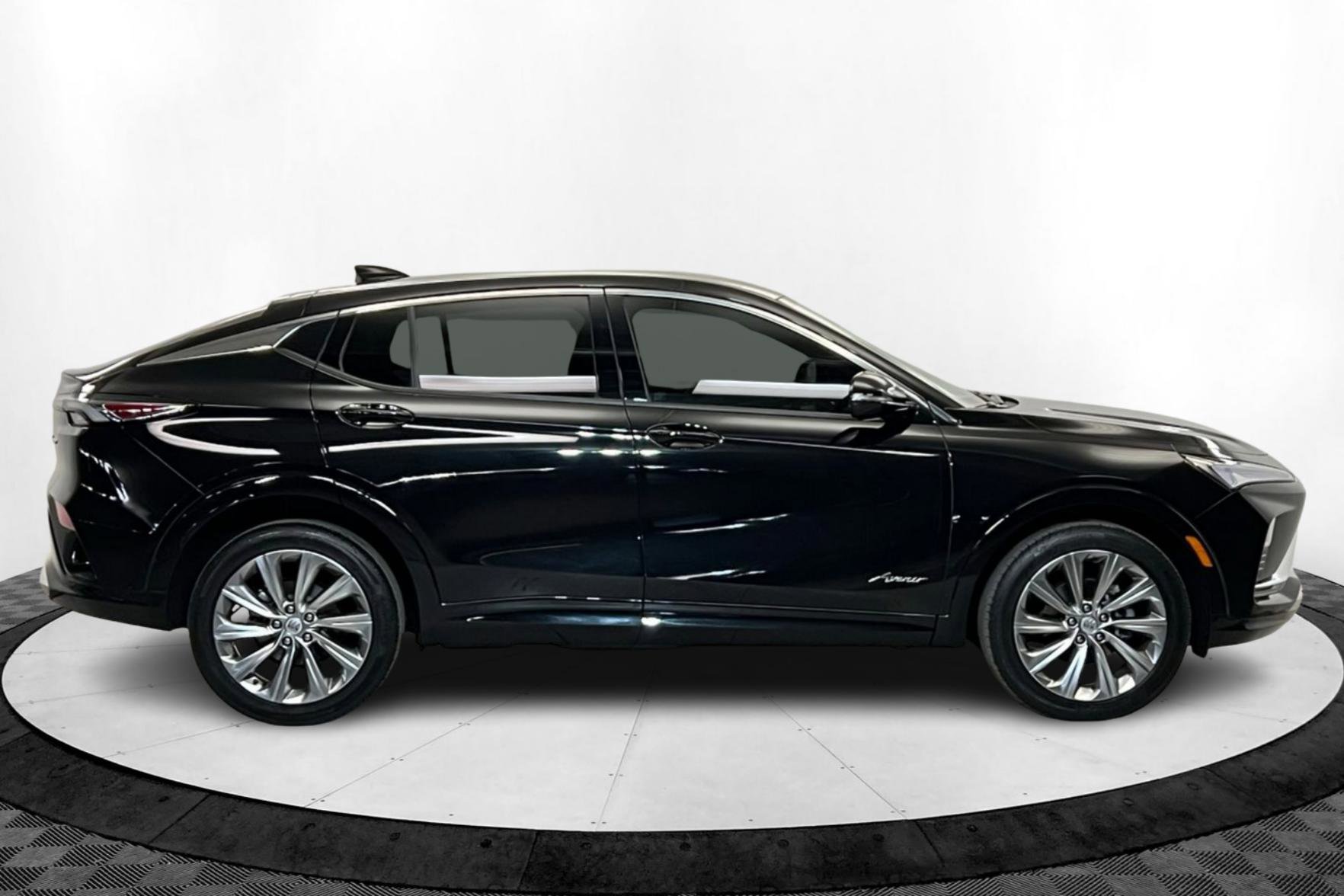 Used 2024 Buick Envista Avenir image 8