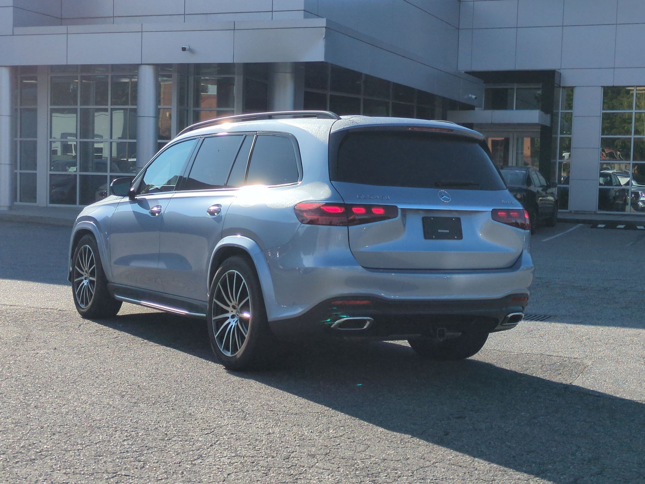 Certified 2025 Mercedes-Benz GLS 450 4MATIC image 5