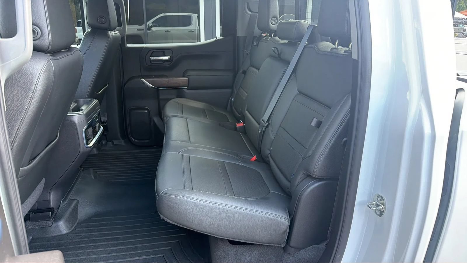 Used 2020 GMC Sierra 1500 Denali w/ Denali Ultimate Package AWD/4WD image 11
