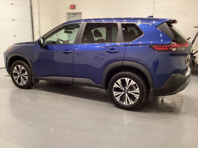 Used 2023 Nissan Rogue SV FWD image 5