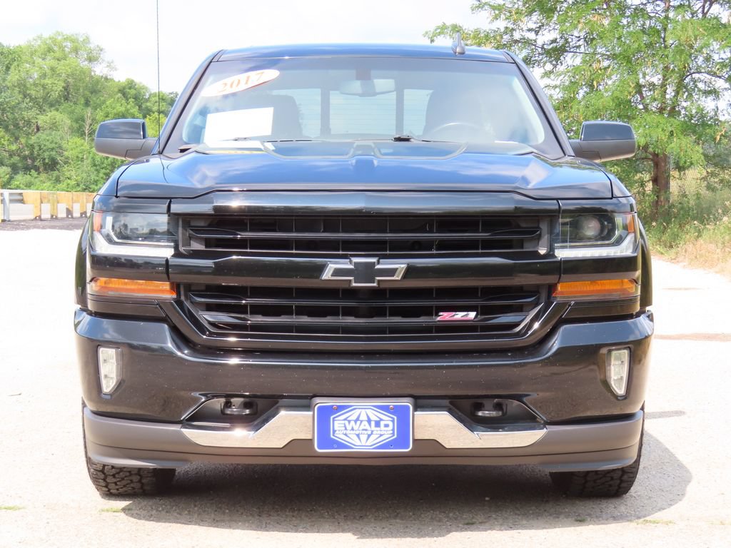 Used 2017 Chevrolet Silverado 1500 LT w/ All Star Edition AWD/4WD image 17