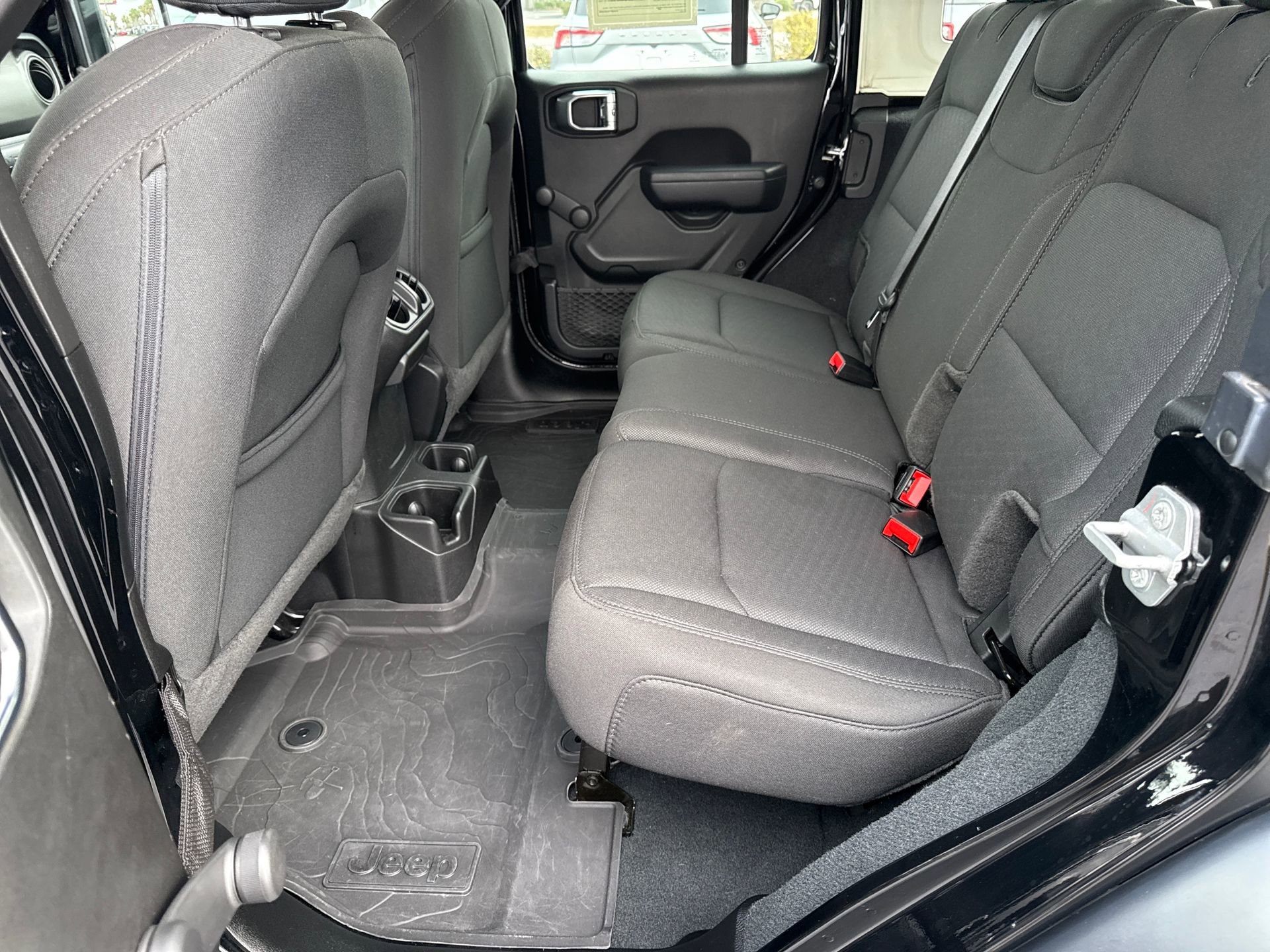 Used 2023 Jeep Wrangler Sport image 23