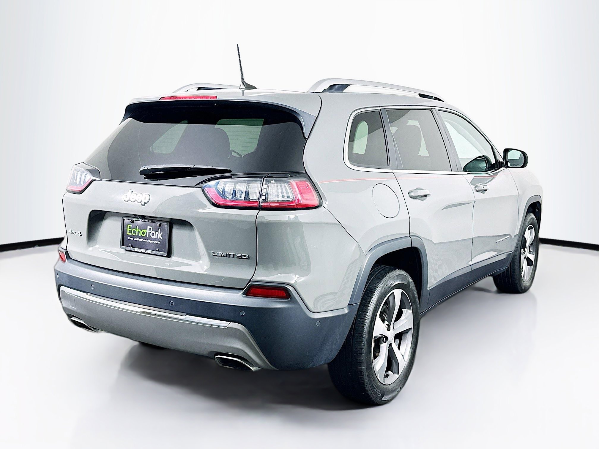 Used 2021 Jeep Cherokee Limited image 9