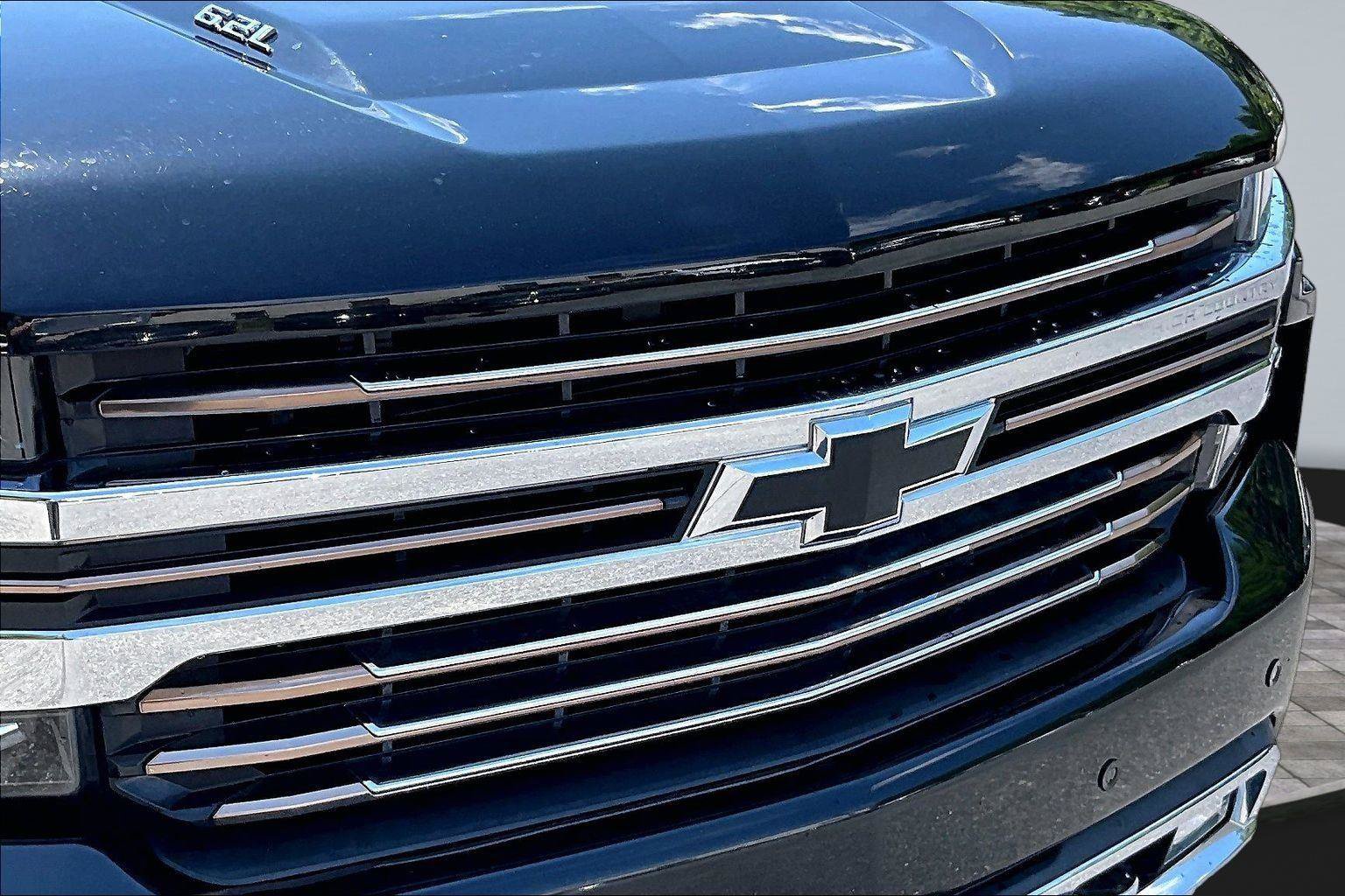 Used 2022 Chevrolet Silverado 1500 High Country AWD/4WD image 29