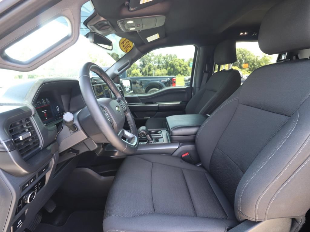 Used 2024 Ford F150 XLT w/ Equipment Group 302A MID RWD image 2