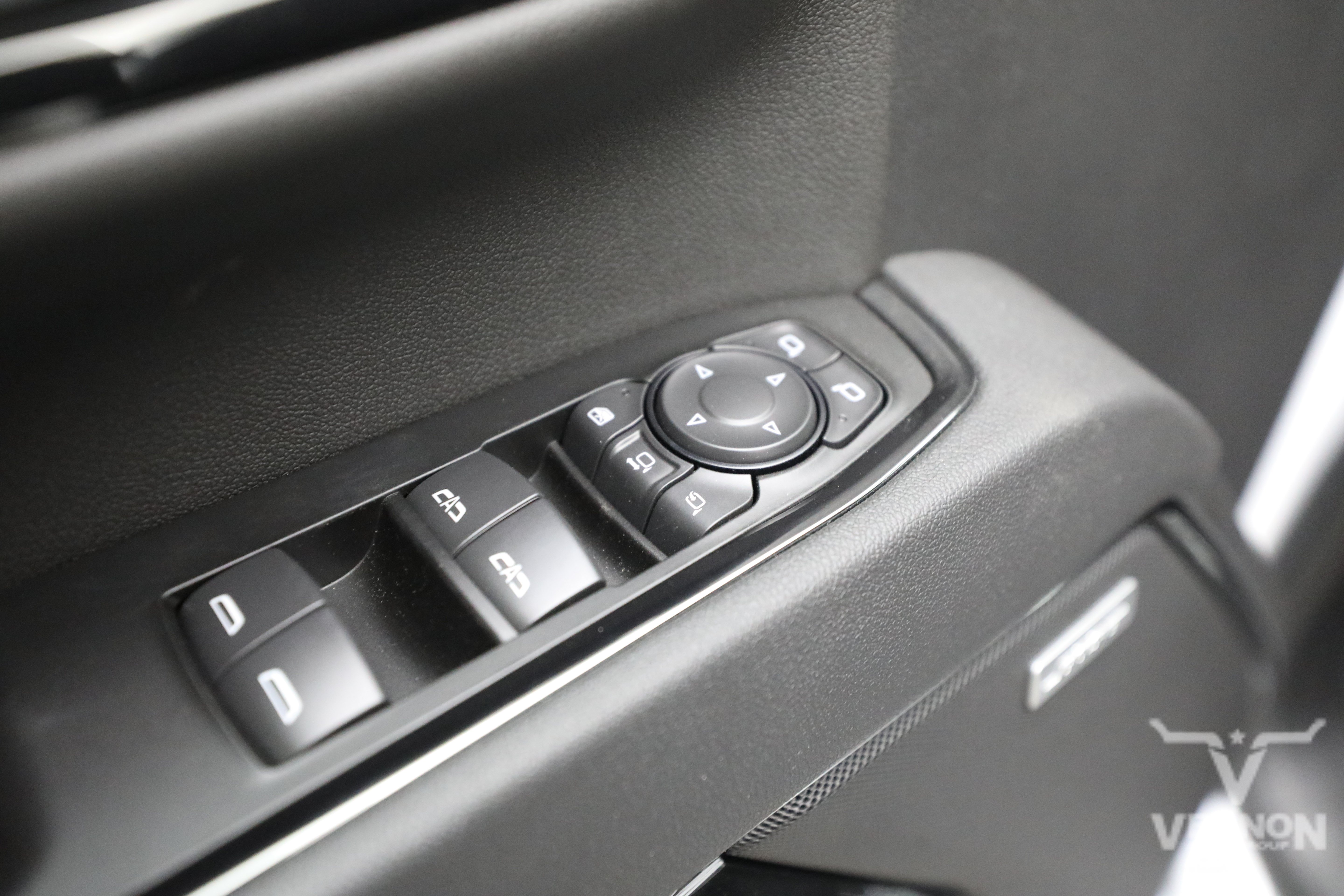 New 2026 GMC Sierra 2500 AT4 w/ Technology Package AWD/4WD image 19