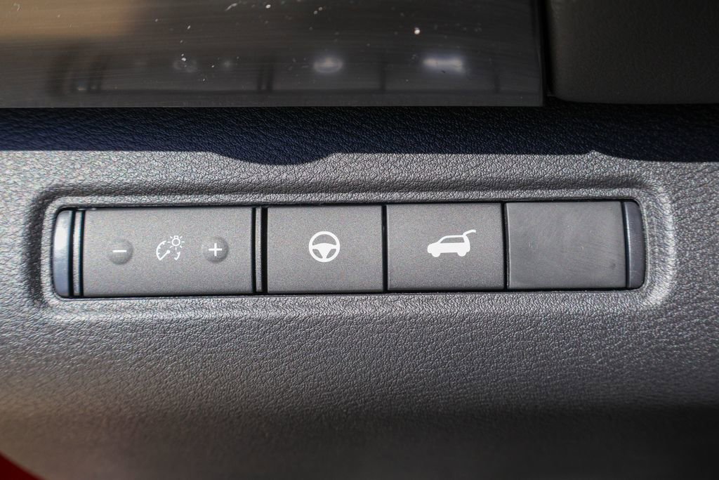 New 2026 Nissan Pathfinder SL image 16