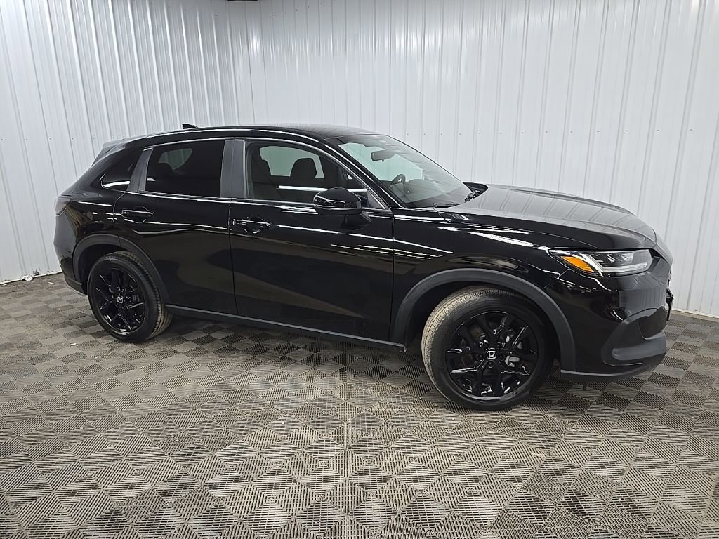 Used 2023 Honda HR-V Sport image 1