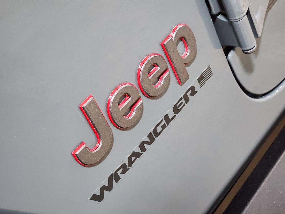 Used 2024 Jeep Wrangler Unlimited Rubicon w/ Technology Group AWD/4WD image 25