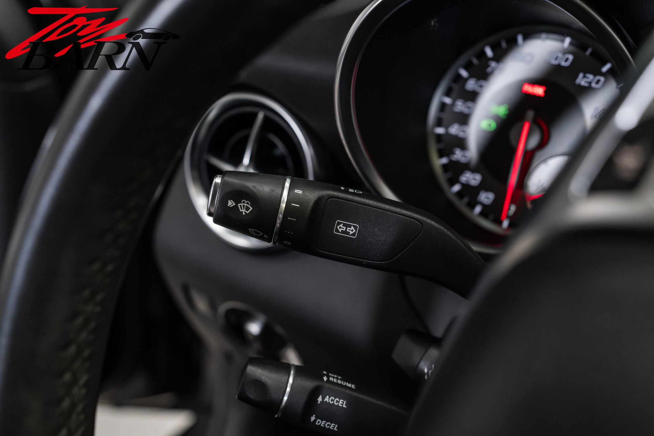 Used 2016 Mercedes-Benz SLK 300 SLK 300 image 39