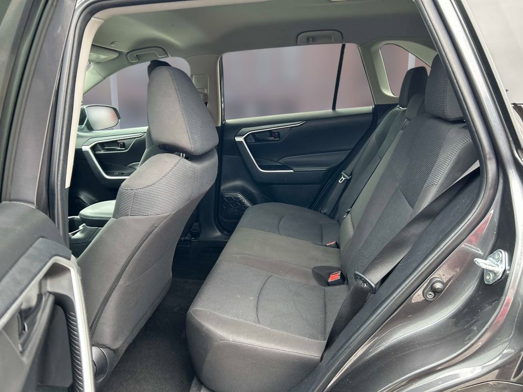 Used 2024 Toyota RAV4 LE image 12
