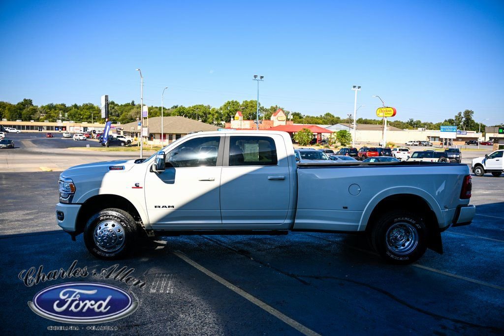 Used 2024 RAM 3500 Limited w/ Towing Technology Group image 4
