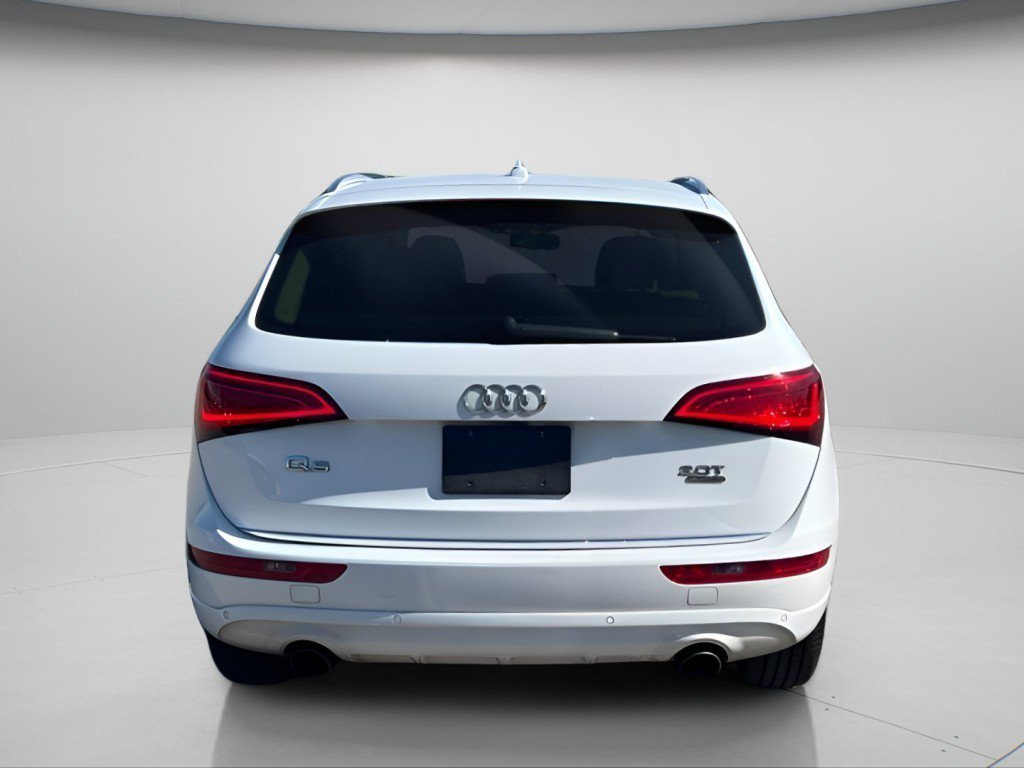Used 2016 Audi Q5 2.0T Premium Plus w/ Technology Package AWD/4WD image 9