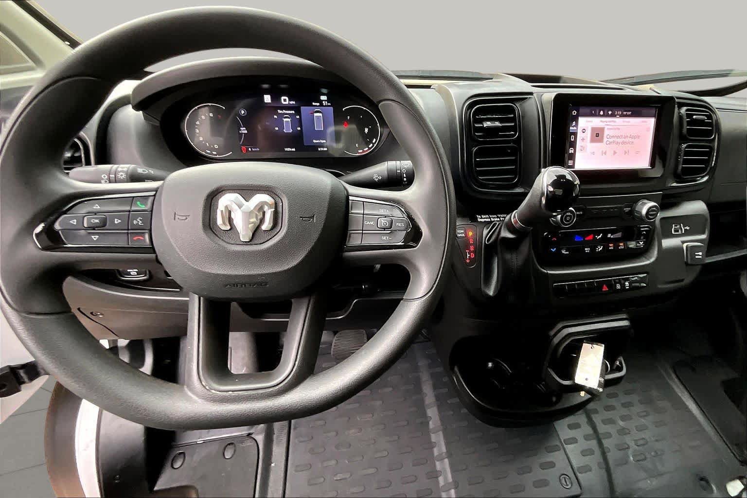 Used 2023 RAM ProMaster 2500 FWD image 6