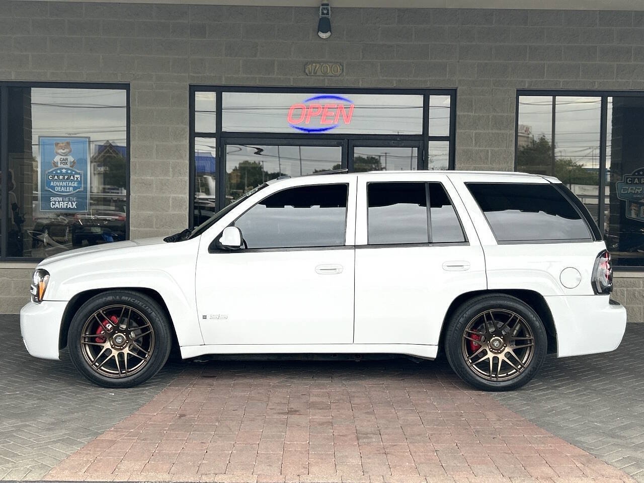 Used 2007 Chevrolet TrailBlazer SS RWD image 92