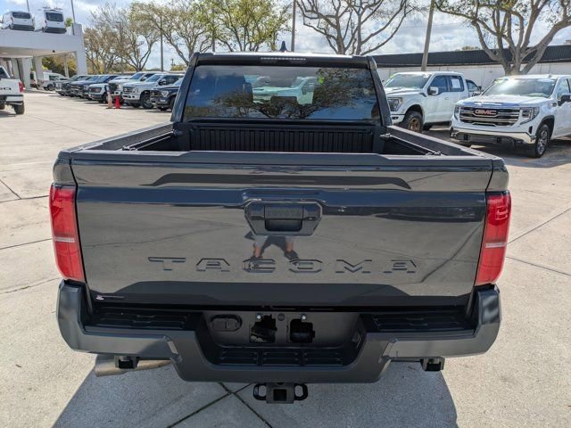 Used 2025 Toyota Tacoma SR5 image 5