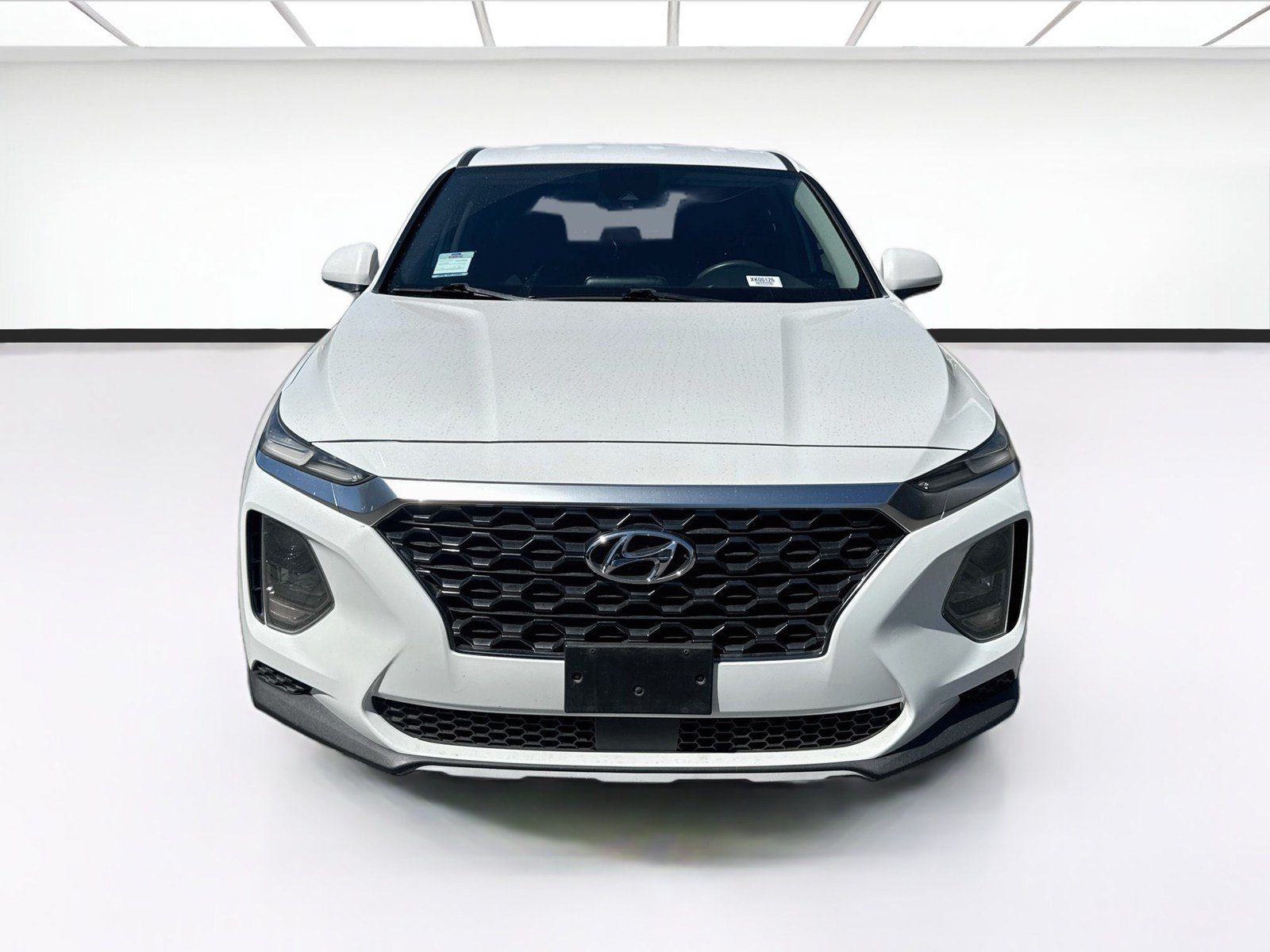 Used 2019 Hyundai Santa Fe SE AWD/4WD image 2
