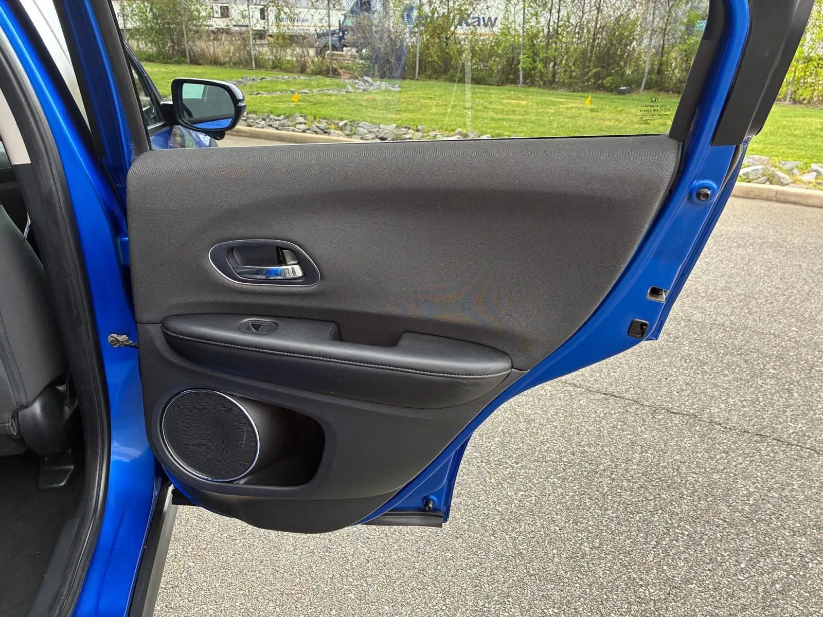 Used 2022 Honda HR-V EX image 16