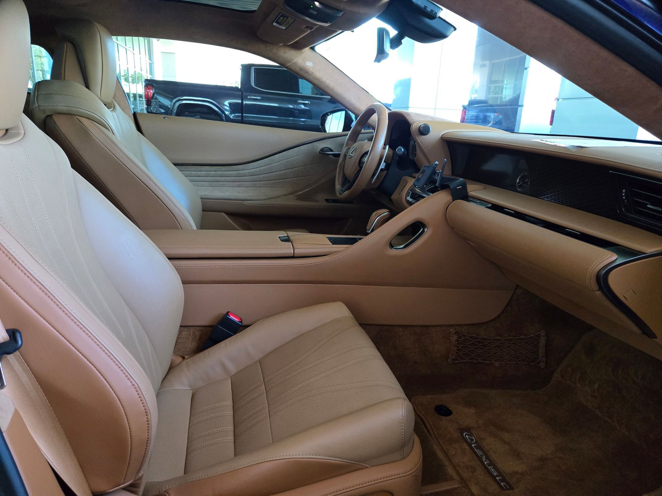 Used 2018 Lexus LC 500 Coupe w/ Touring Package image 26