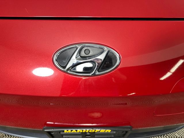 Used 2023 Hyundai Kona SE w/ Cargo Package FWD image 9