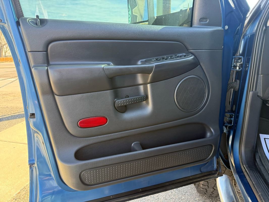 Used 2005 Dodge Ram 2500 Truck SLT w/ Trailer Tow Group image 12