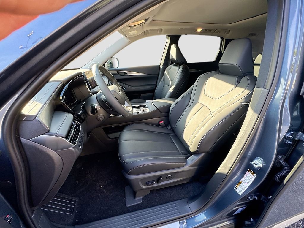 Used 2026 INFINITI QX60 Luxe w/ Cargo Package image 23