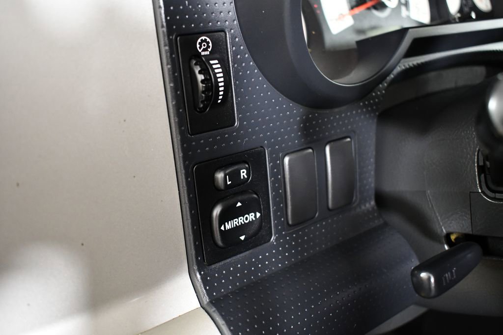 Used 2007 Toyota FJ Cruiser 4WD image 26