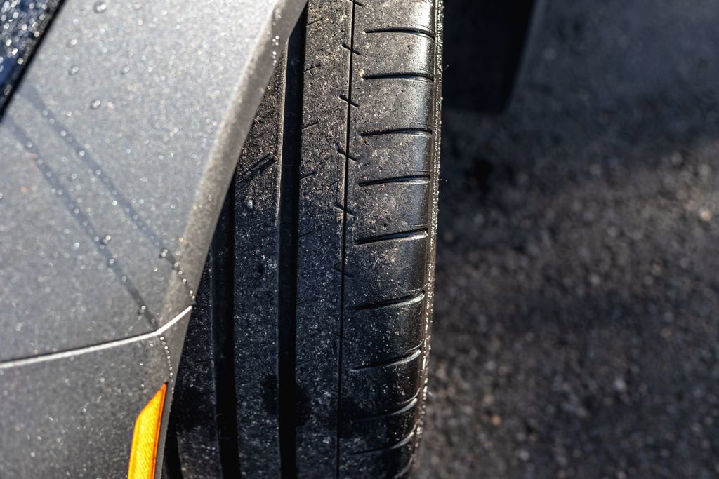 Used 2016 Chevrolet Corvette Stingray Coupe w/ 2LT Preferred Equipment Group image 4