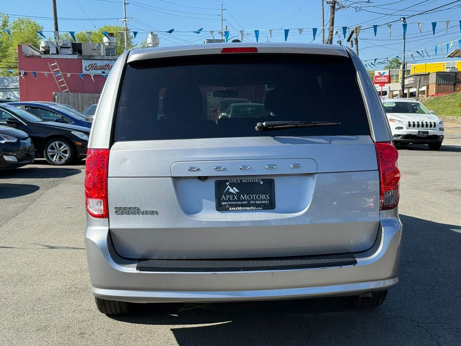 Used 2015 Dodge Grand Caravan SXT FWD image 8