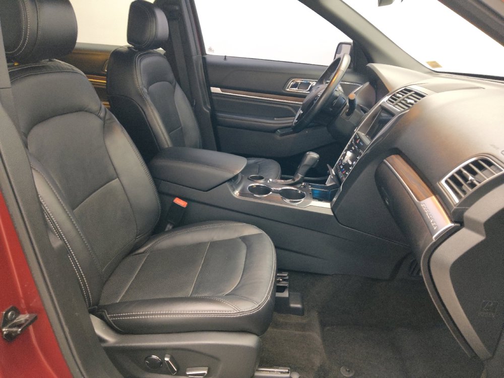 Used 2017 Ford Explorer Limited FWD image 21