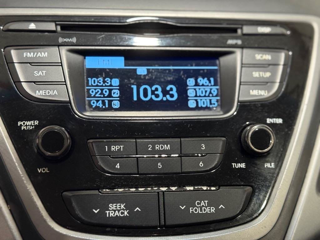Used 2016 Hyundai Elantra SE FWD image 14