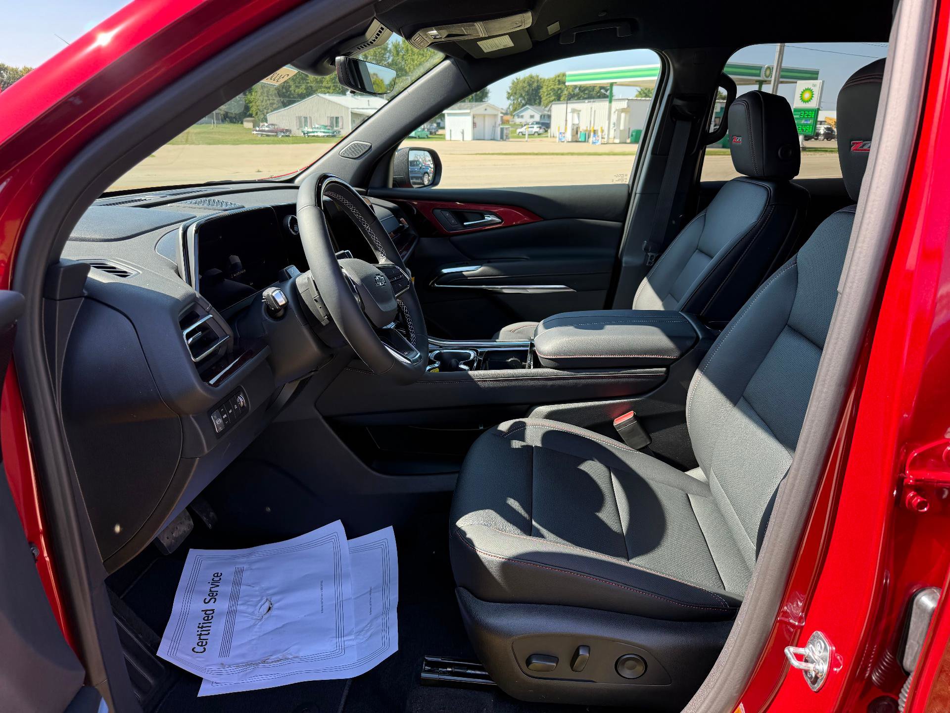 New 2026 Chevrolet Traverse Z71 w/ Enhanced Driving Package image 13