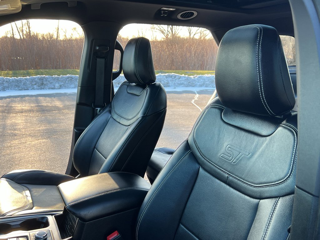 Used 2021 Ford Explorer ST w/ ST Street Pack image 18
