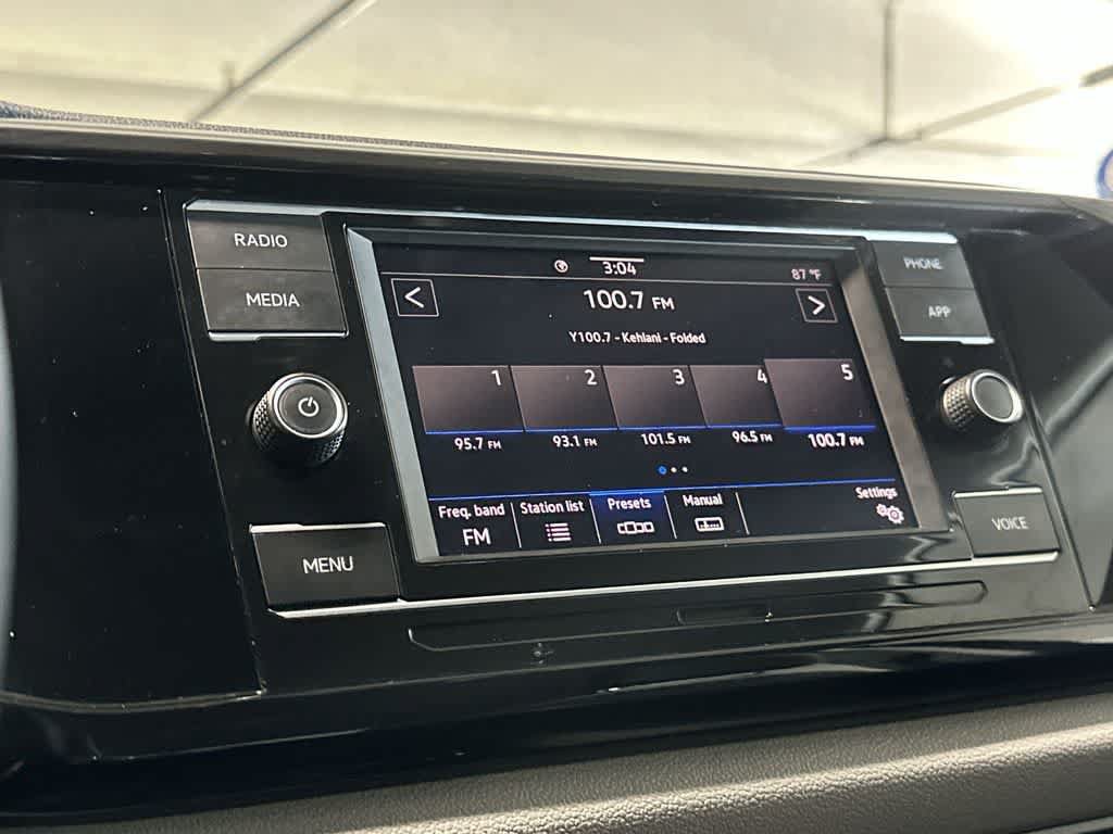 Certified 2023 Volkswagen Taos S FWD image 18
