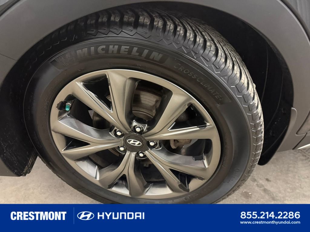 Used 2017 Hyundai Santa Fe Sport 2.0T AWD/4WD image 20