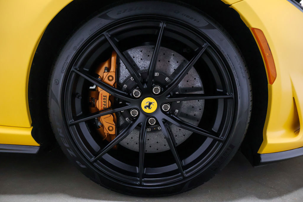 Used 2022 Ferrari 812 GTS image 36