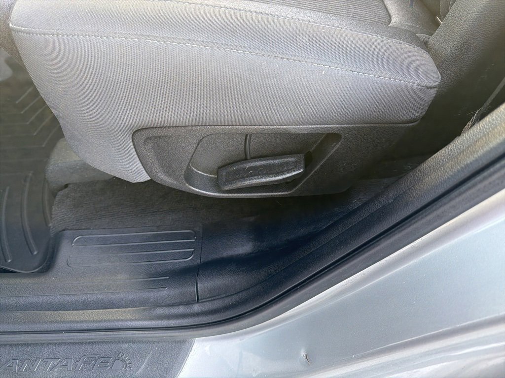 Used 2021 Hyundai Santa Fe SEL w/ Convenience Package image 17