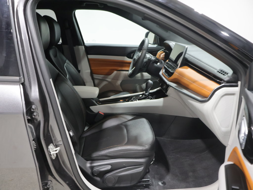 Certified 2024 Jeep Compass Limited AWD/4WD image 23