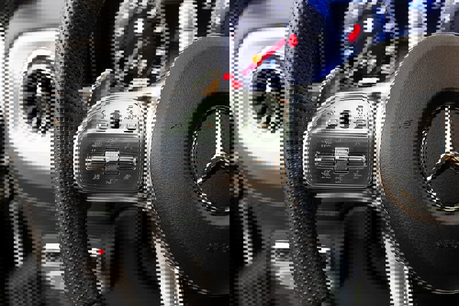 Used 2024 Mercedes-Benz G 63 AMG 4MATIC image 30