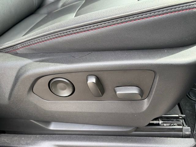 Used 2022 Chevrolet Tahoe RST w/ Luxury Package image 27