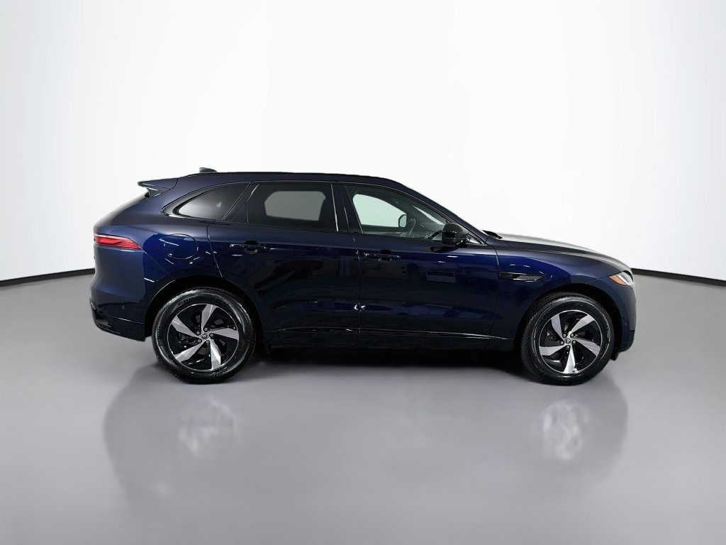 Certified 2026 Jaguar F-PACE R-Dynamic S AWD/4WD image 4