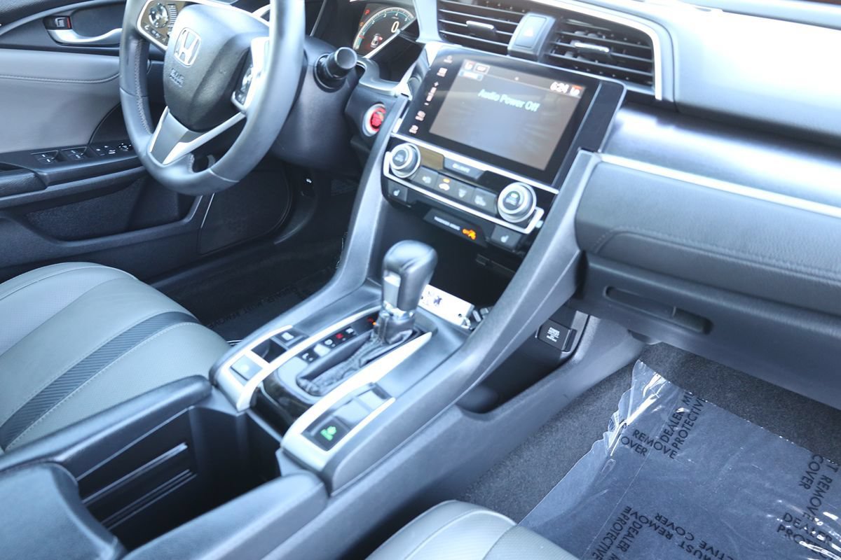 Used 2016 Honda Civic Touring image 17